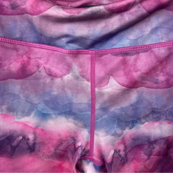 Lija Shorts - Picture 6 of 12